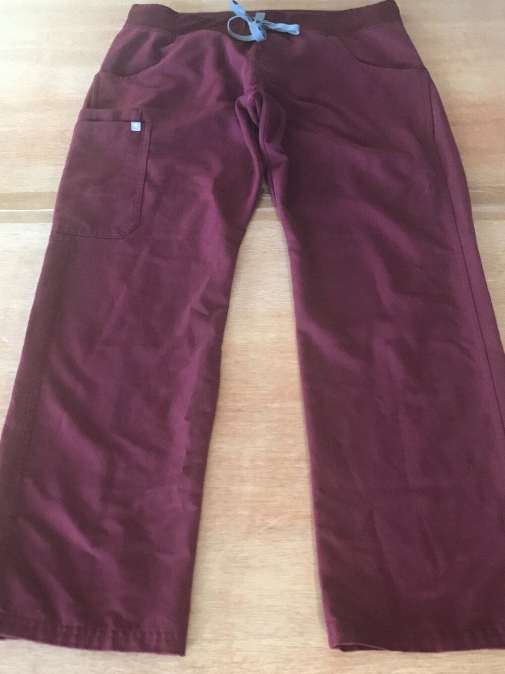 Figs Kade Straight Leg Cargo Scrub Pants Women M Red Tie Waist Pocket Nurse